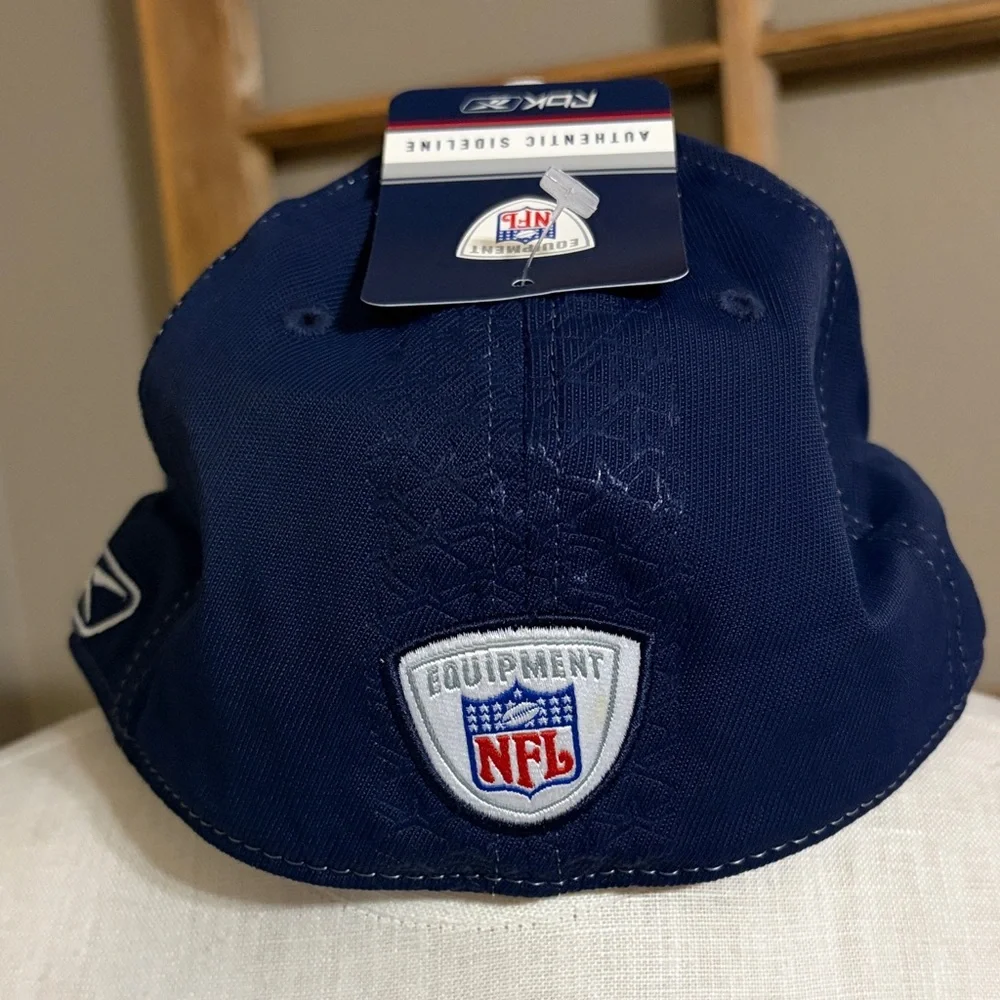 NFL New England Patriots Navy Blue fitted ball Cap hat size M/L